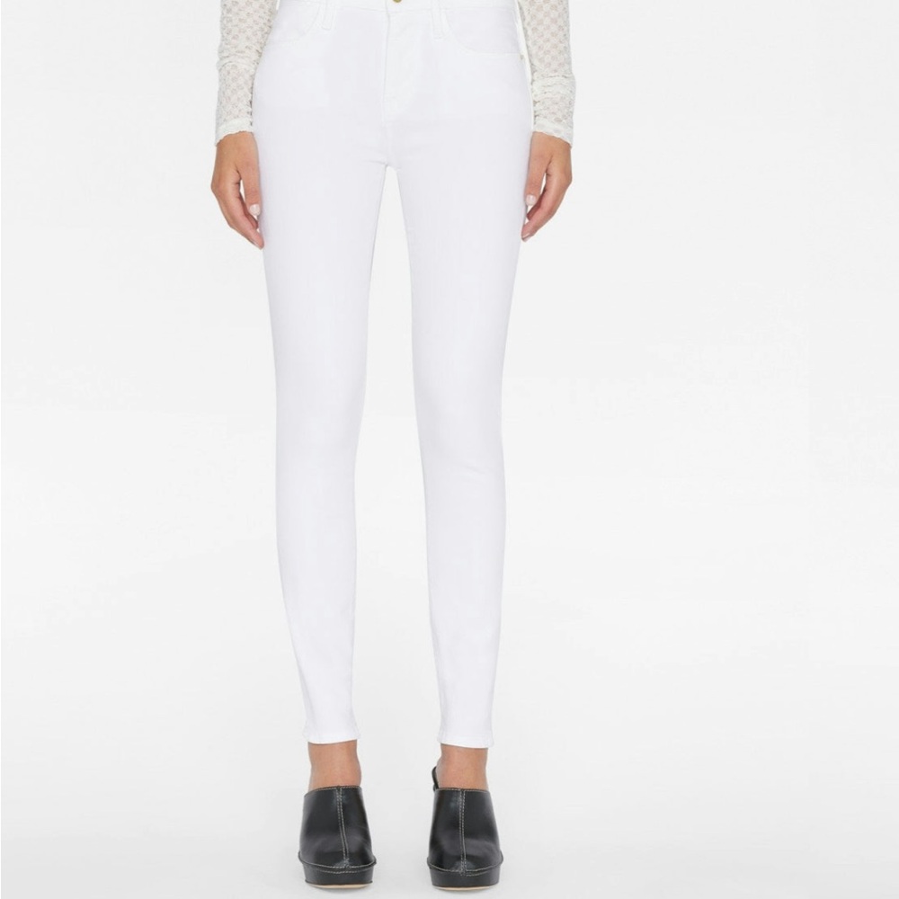 Frame Le High Skinny Jeans in Blanc size 31